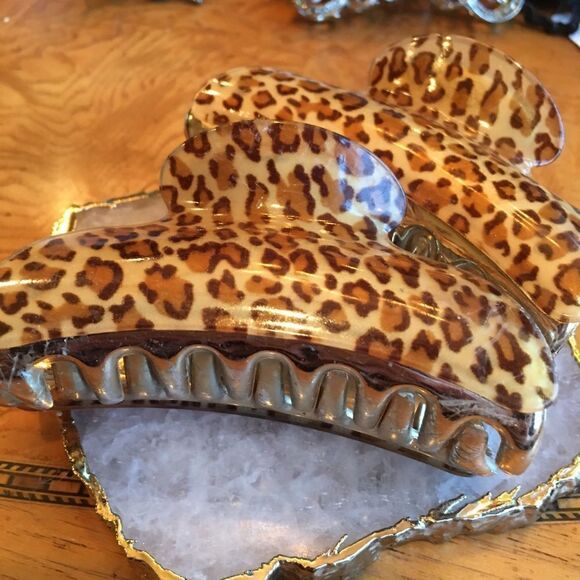 2 CHEETAH Hair Clips! Go Wild! - Picture 2 of 4